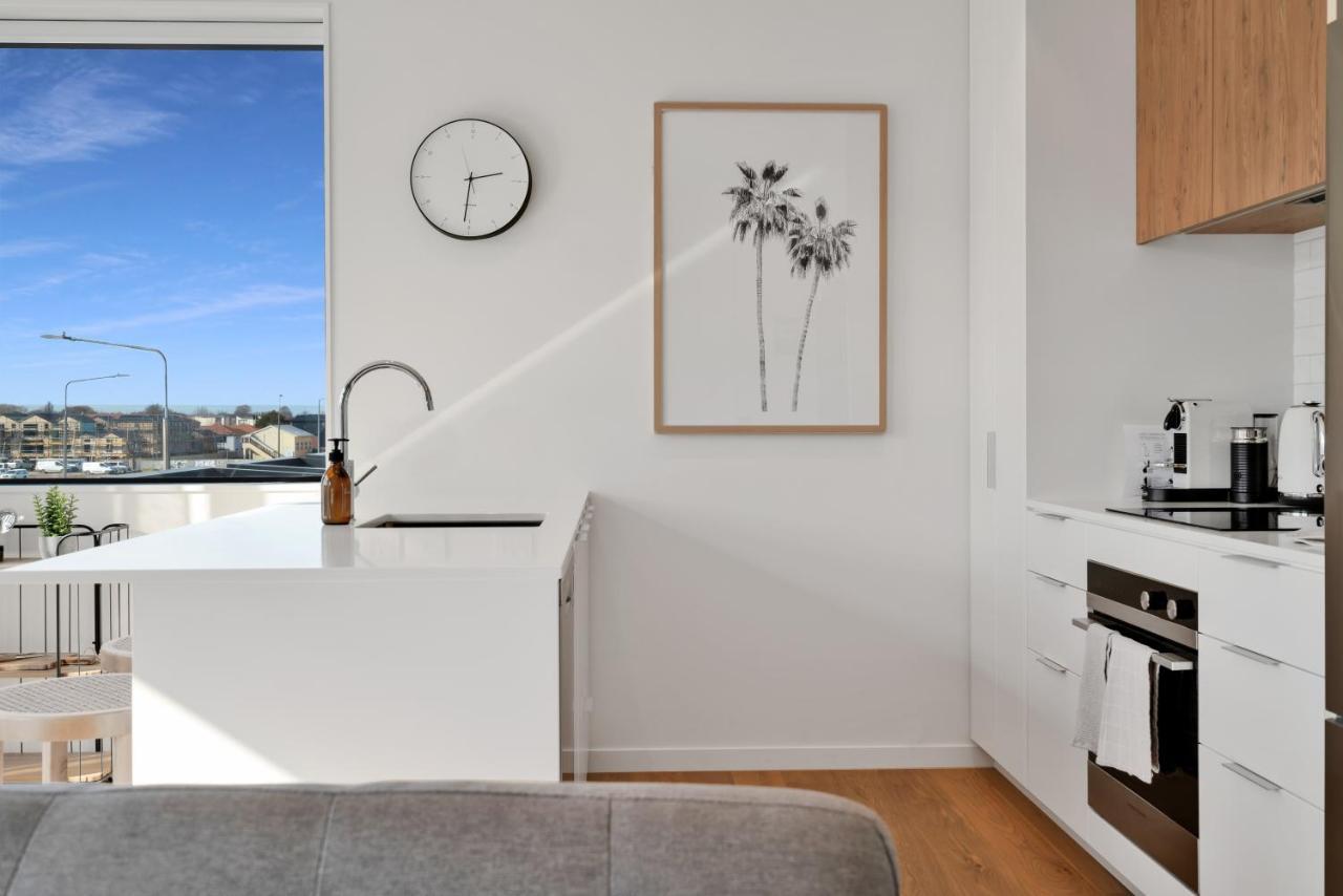 Top Floor Luxury City Central W Sunny Balcony Крайстчърч Екстериор снимка