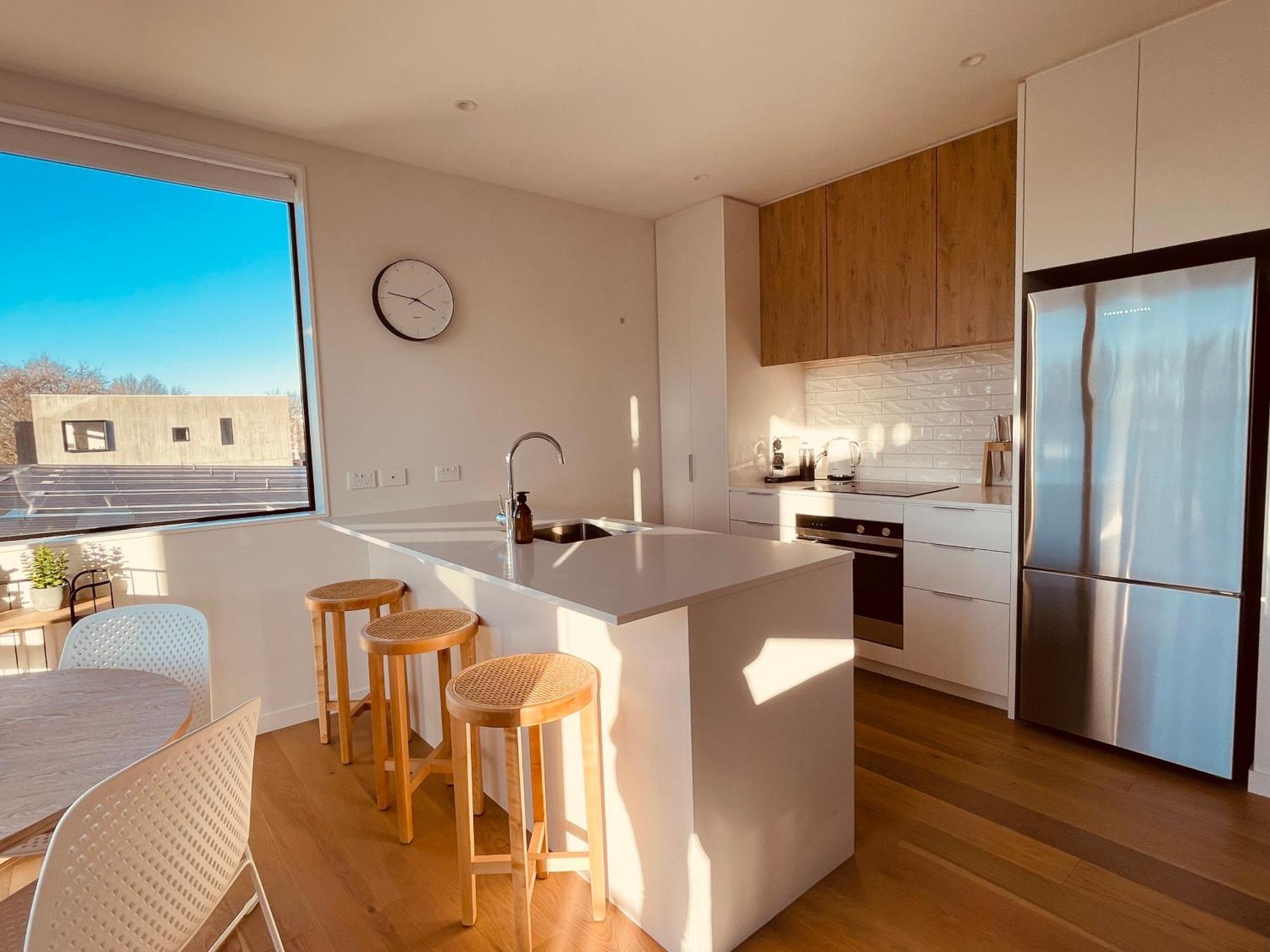 Top Floor Luxury City Central W Sunny Balcony Крайстчърч Екстериор снимка